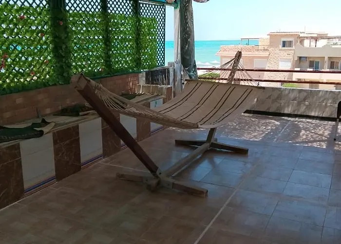 Alpesi faház Sea View Roof In Grand Rasz Szedr